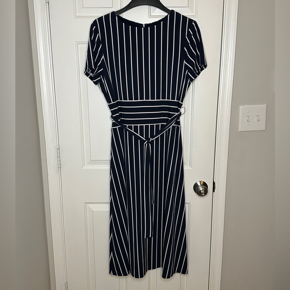 Like New Lauren Ralph Lauren Navy Striped Dress Belted Size 16 - Picture 1 of 4